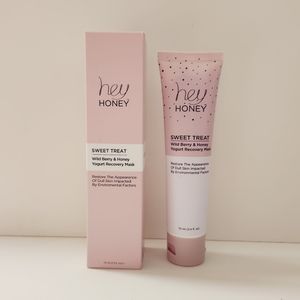 💚2/$20 Hey Honey Sweet Treat Wild Berry and Honey Yogurt Recovery Mask